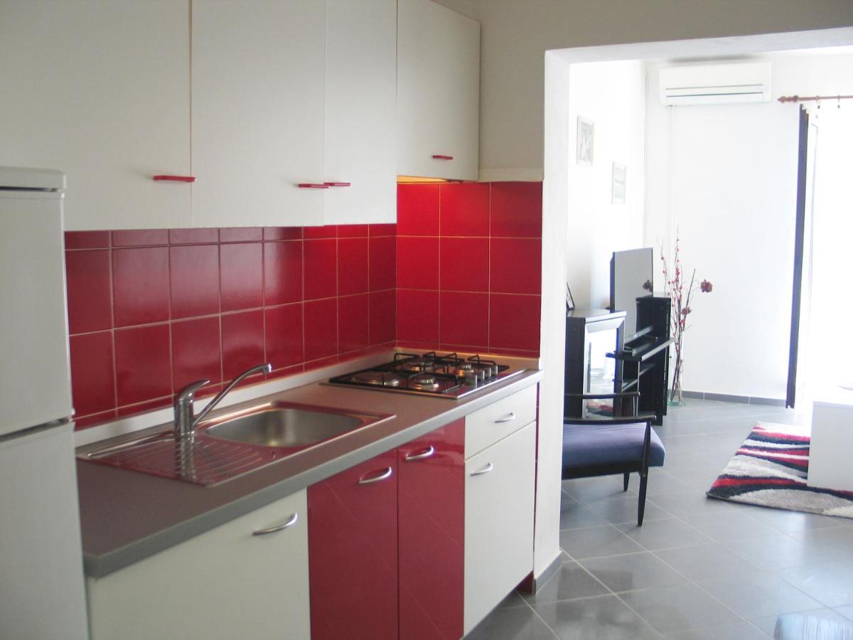 Apartmani Kunteja Pag Town Exteriör bild